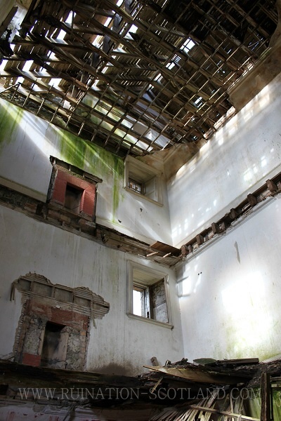 Balnowlart - view to the rafters