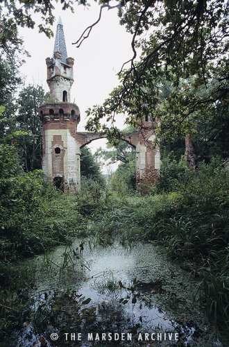 Gates, Kiritsy Estate - Simon Marsden